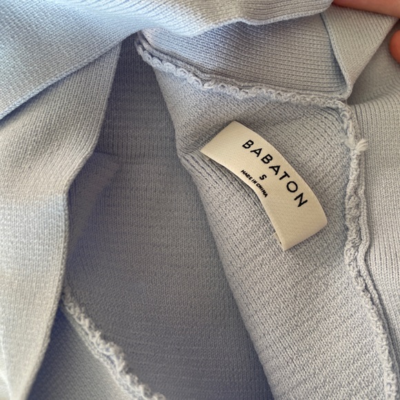 Aritzia Sculpt Knit criss cross tank - Picture 2 of 3